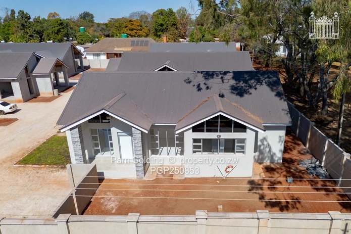 Neatly Built 3-Bedroom Townhouse