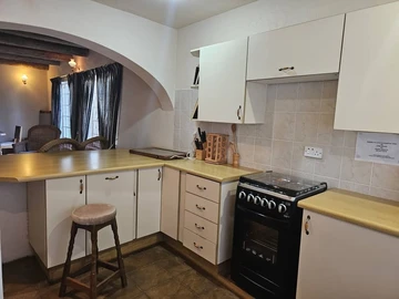 Farm & Agricultural Land