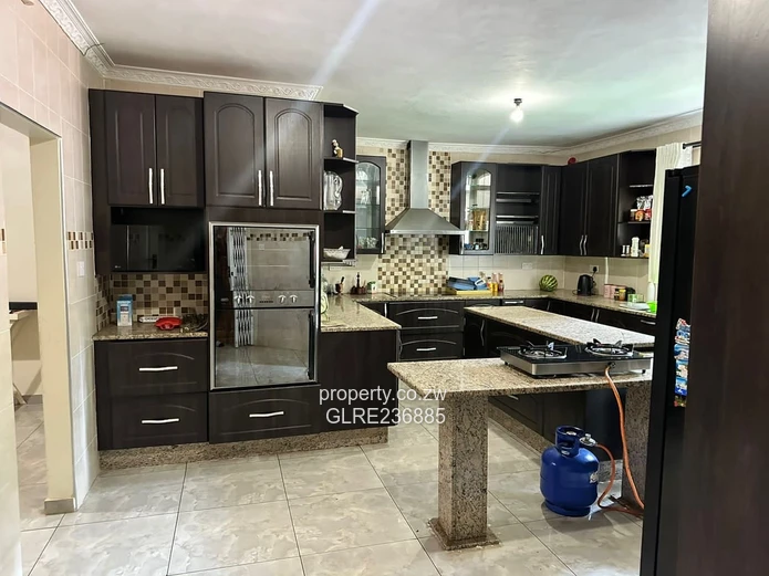 Waterfalls Grobbie Park house for sale