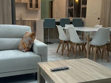 4 Bedroom Garden Flat