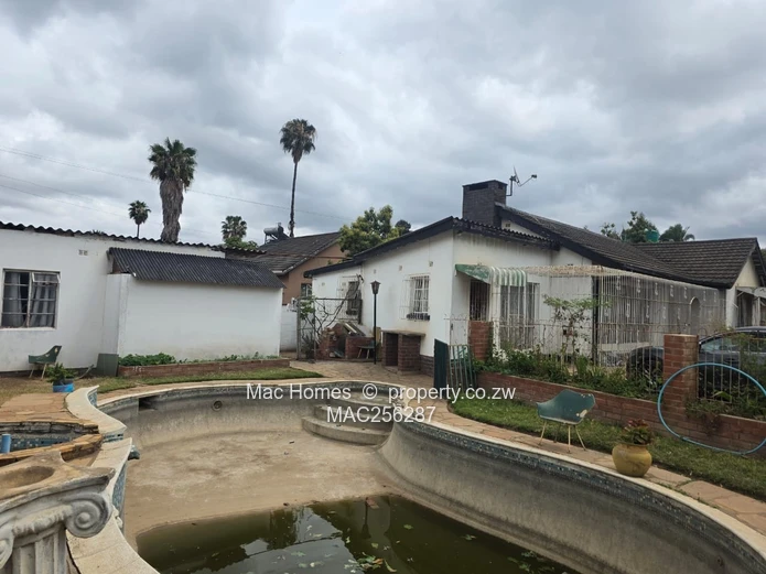 Renovator’S Dream House For Sale – Avondale West