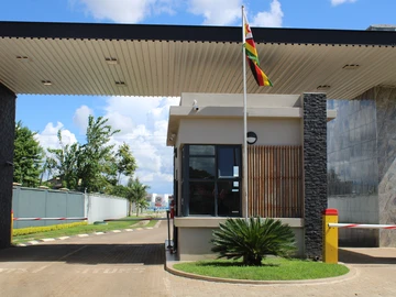 4 Bedroom Garden Flat