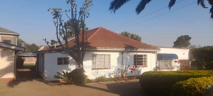6 bedroom house for sale in mabelreign