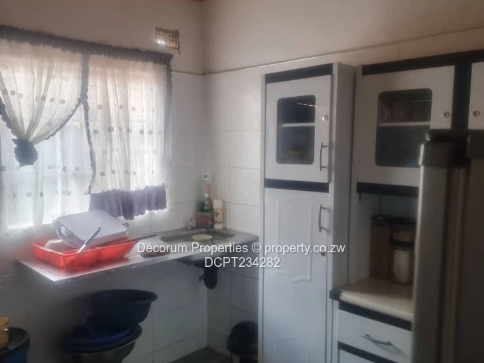 3-Bed  Dzivarasekwa 2 Home for sale.