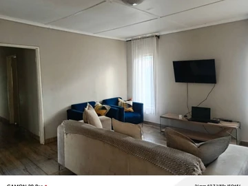 2 Bedroom Flat & Apartment