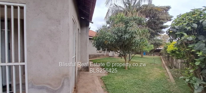 5bedroom house for sale in Chadcombe, Harare