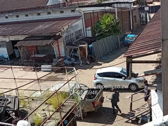 Strategic Warehouse And Office Complex Near Bulawayo CBD,High-Yield Commercial Property For Sale.