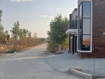 Stands & Residential Land