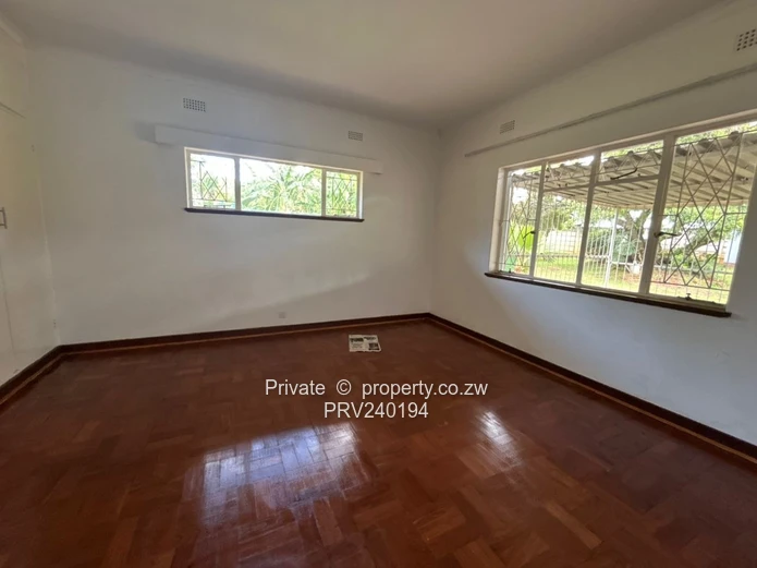 3 Bedroomed House in New Alexandra Park for Rent