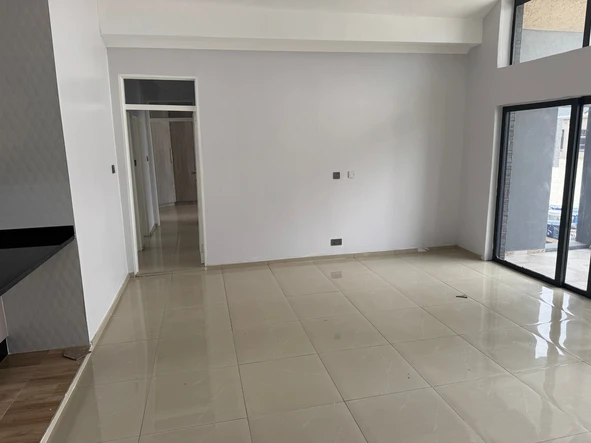 3 Bedroom Garden Flat