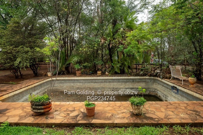 Solid Home -Zoned For Mixed Use!!!!! (Sole Mandate)