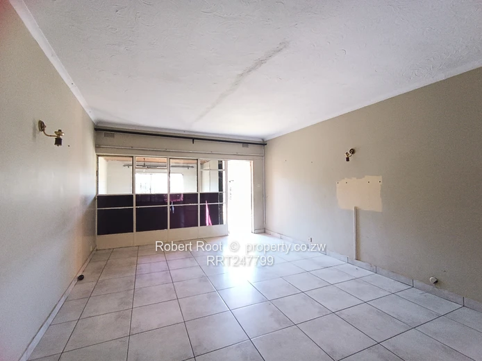 2 bed flat in Avonlea
