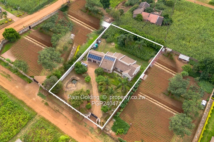 Spacious 4 Bedroom Family Home in Knowe Norton