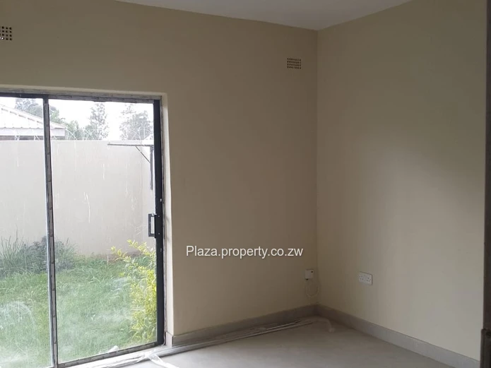 Ashdown Park Clusters – Harare for sale