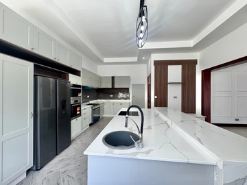 2 Unit Townhouse Complex