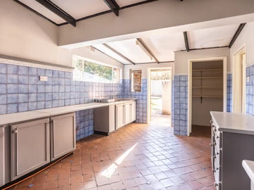 6 Bedroom Townhouse Complex