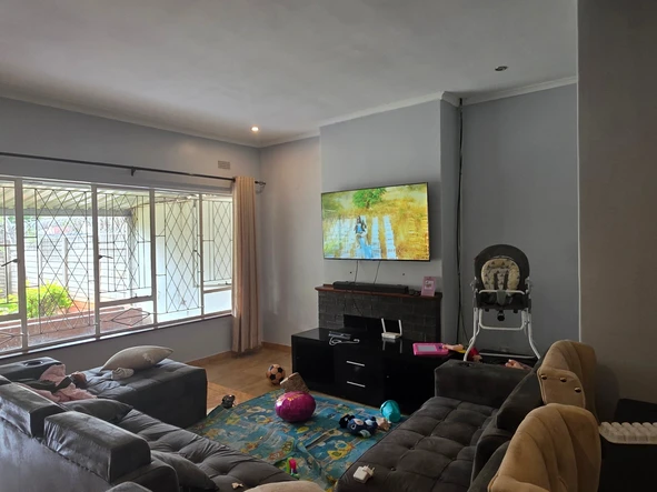 2 Bedroom Garden Flat