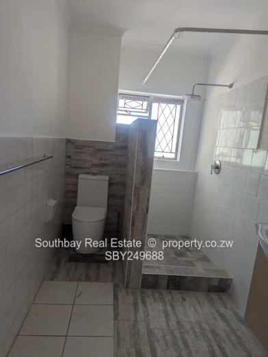 Elegant 3 bedroom Duplex Townhouse (Sole Mandate)