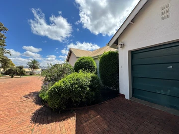 2 Bedroom Garden Flat