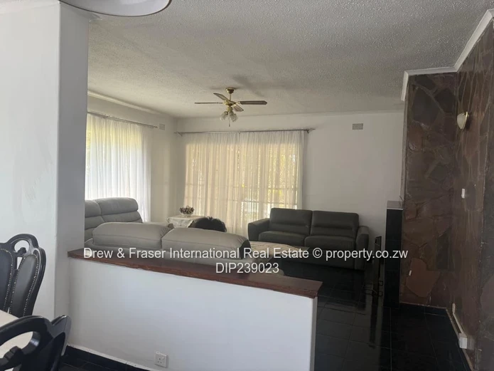 Upper Hillside Harare East Property available for rent as both commercial or residential $1350