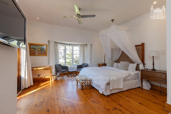 Elegant Family Residence on Orange Grove Drive, Highlands
