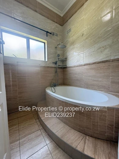 Greystone Park 3 bedroomed townhouse rent (Sole Mandate)