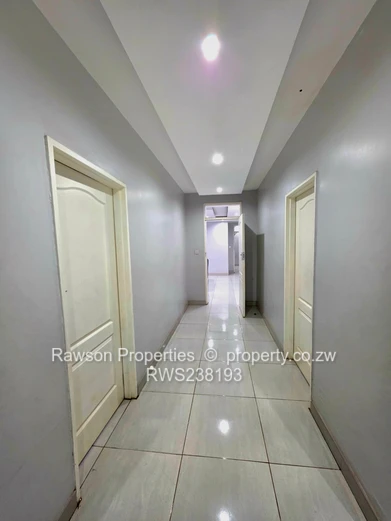 Westgate Sandton Phase 1 magnificent five bedroomed house!