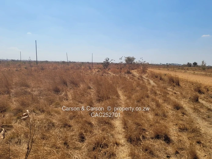 Good Neighbourhood, 400m² Nyabira Stand - Main Road, Water  Sewer & Power 