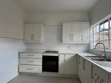 3 Bedroom Garden Flat