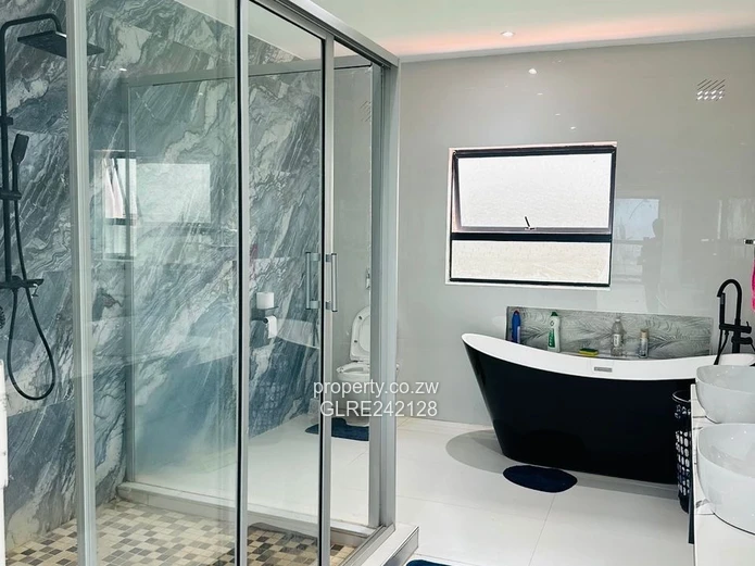 Mount Pleasant Heights - 5-Bed Luxury House For Sale