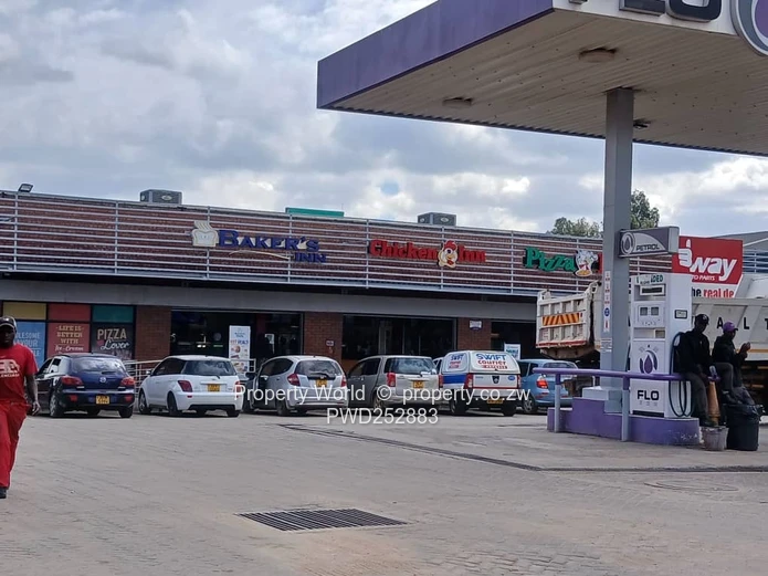 Shop To Let Along Simon Mazorodze