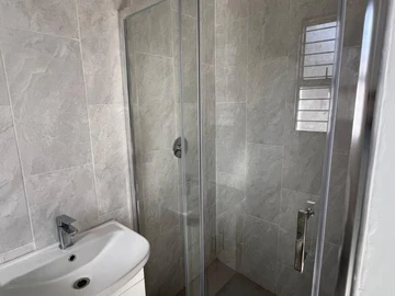 3 Bedroom Garden Flat