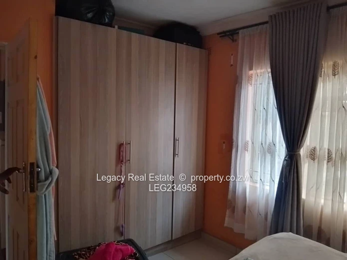 Ruwa Old Windsor 2-Bedroom Cottage for Rent
