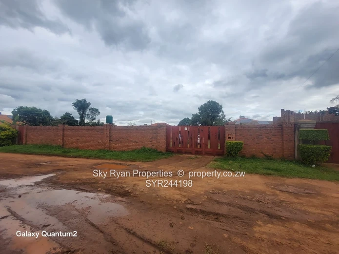 Westgate Adylinn Stand With 3 Bed Cottage For Sale