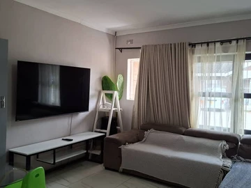 2 Bedroom Garden Flat