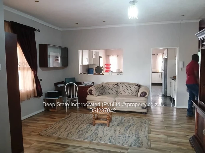 Borrowdale Pomona house for sale .