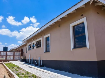 3 Bedroom Garden Flat