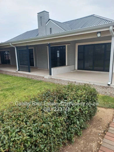 Well Situated great for offices/restaurant