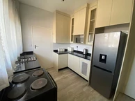 3 Bedroom Flat & Apartment