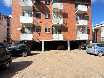 Bachelor's Flat for Sale in Harare's Avenues