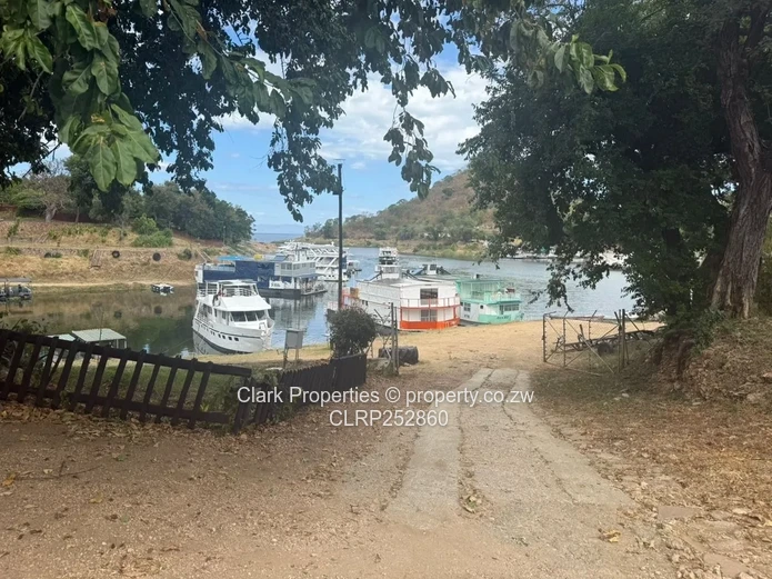 Lake Safari's Harbour