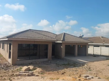 5 Bedroom House
