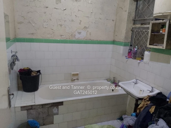 2-Bedroom flat For Sale in Bulawayo CBD