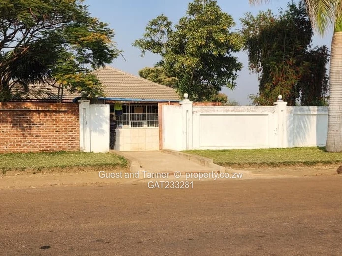 Norton Zimbabwe Property for Sale – Incomplete Galloway House with Clean Title and Boreholes