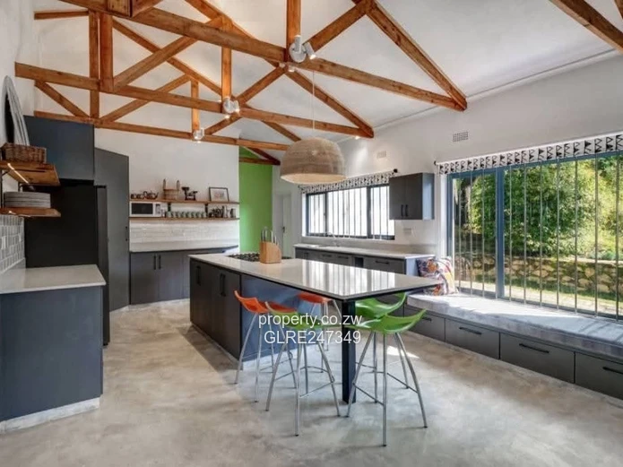 Greendale 4-Bed Home on 4 Acres — Pool, Borehole & Views