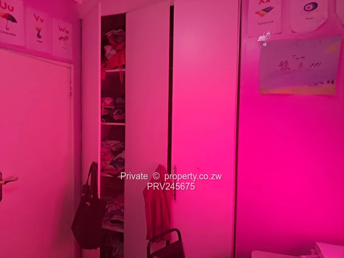 3 bed Garden flat Available for renting Prospect Waterfalls