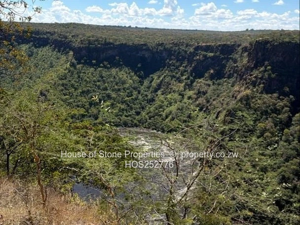 Victoria Falls — Riverfront Eco-Luxury Development