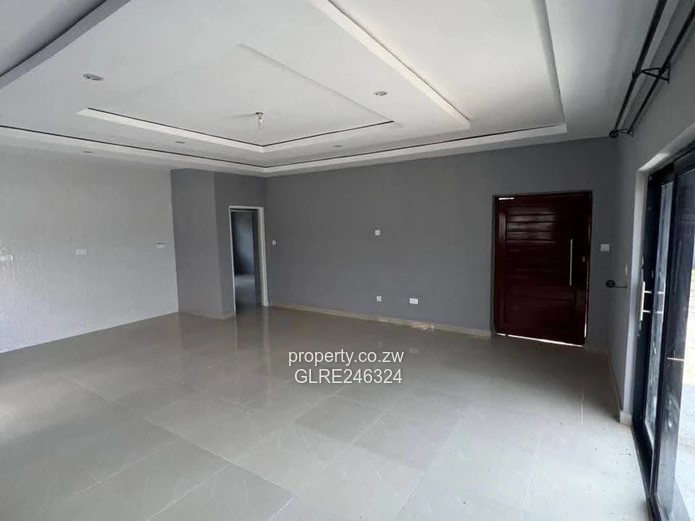 Renovated 3-Bed Tynwald House — Borehole, Parking & Modern Kitchen