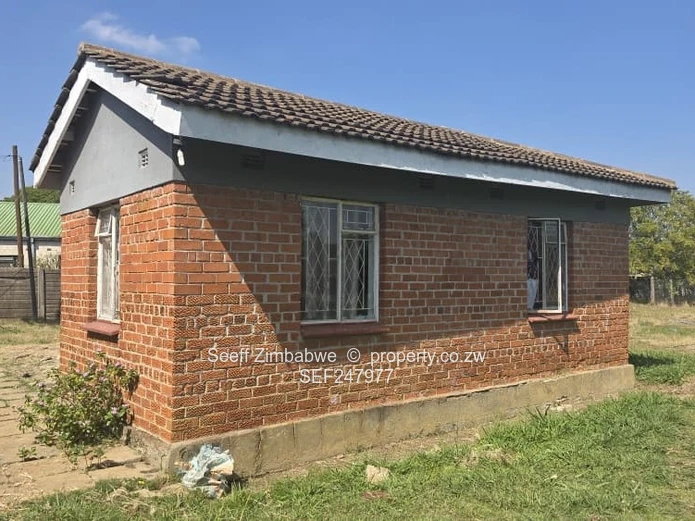 Highlands 5-Bed Family Home on 3,554 m² — Borehole