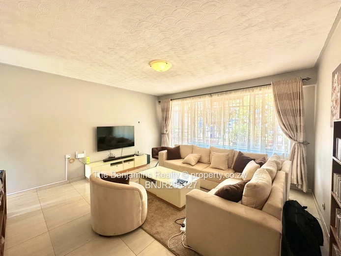 2-Bedroom Ground Floor Flat – The Avenues (Sole Mandate)